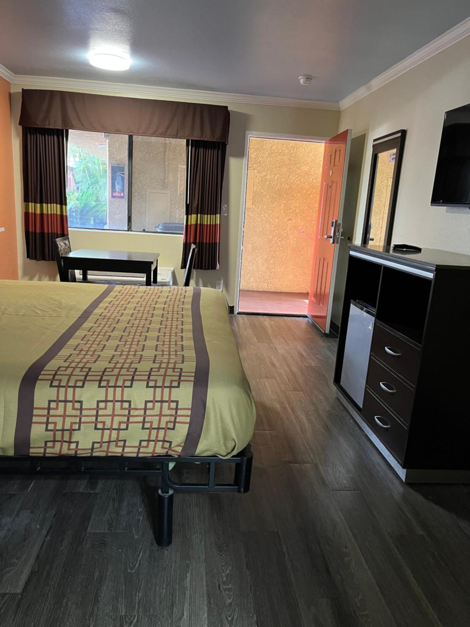 Rivera Inn & Suites Motel Pico Rivera Eksteriør billede